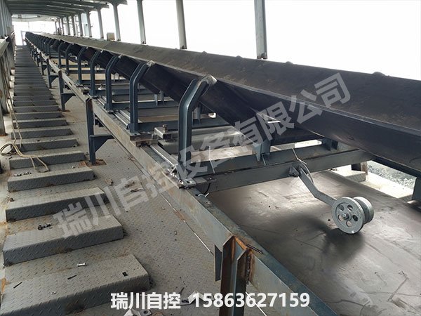 水泥廠皮帶輸送機改造——無動力毛刷與刮板機